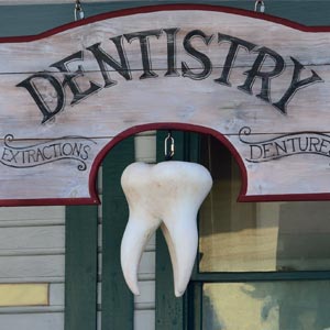 How Visiting a Family Dentist Will Save You Money?